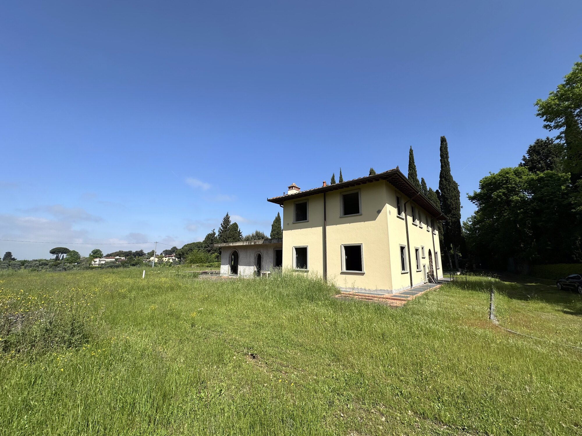 Villa · Florentine hills