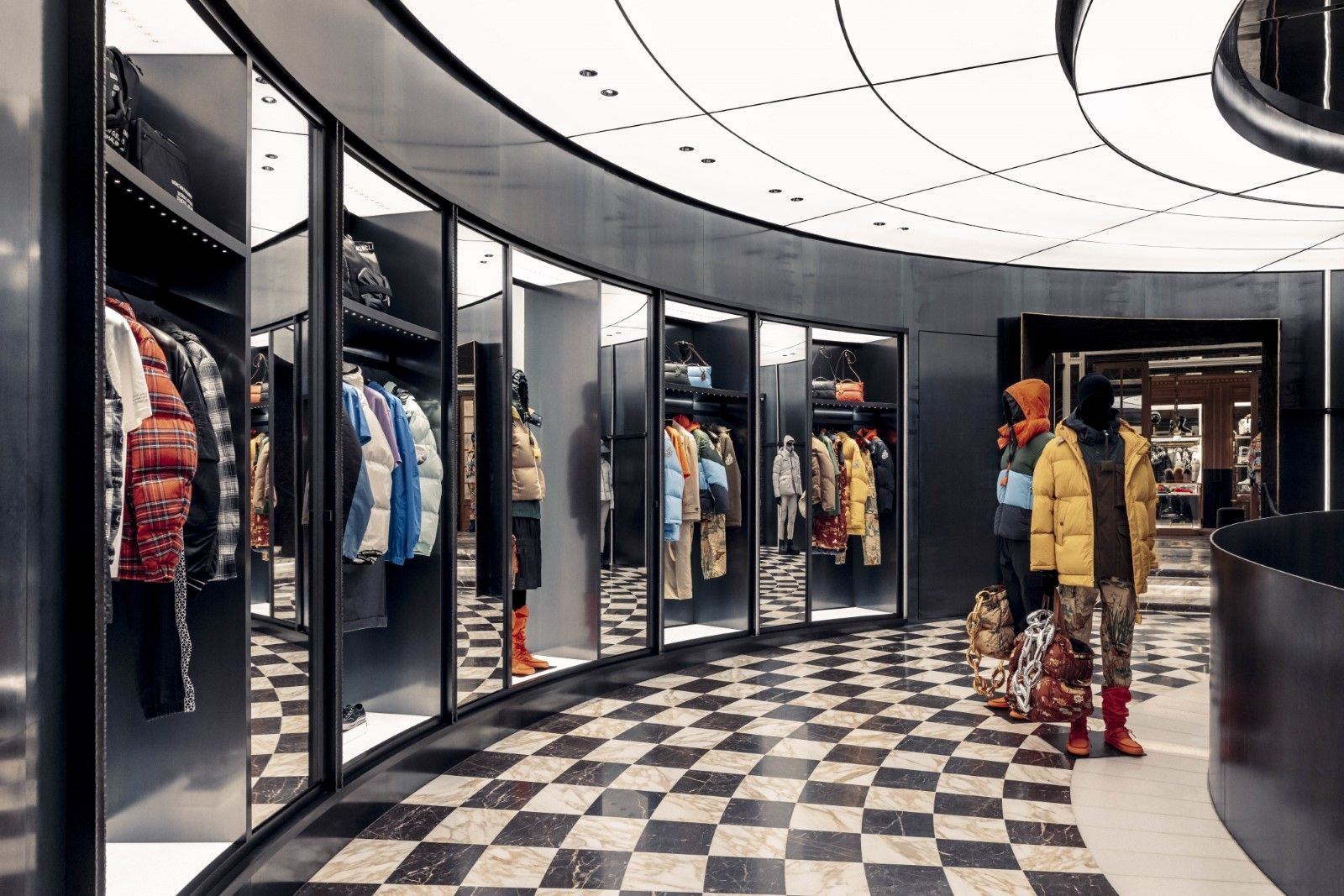 Luxury retail