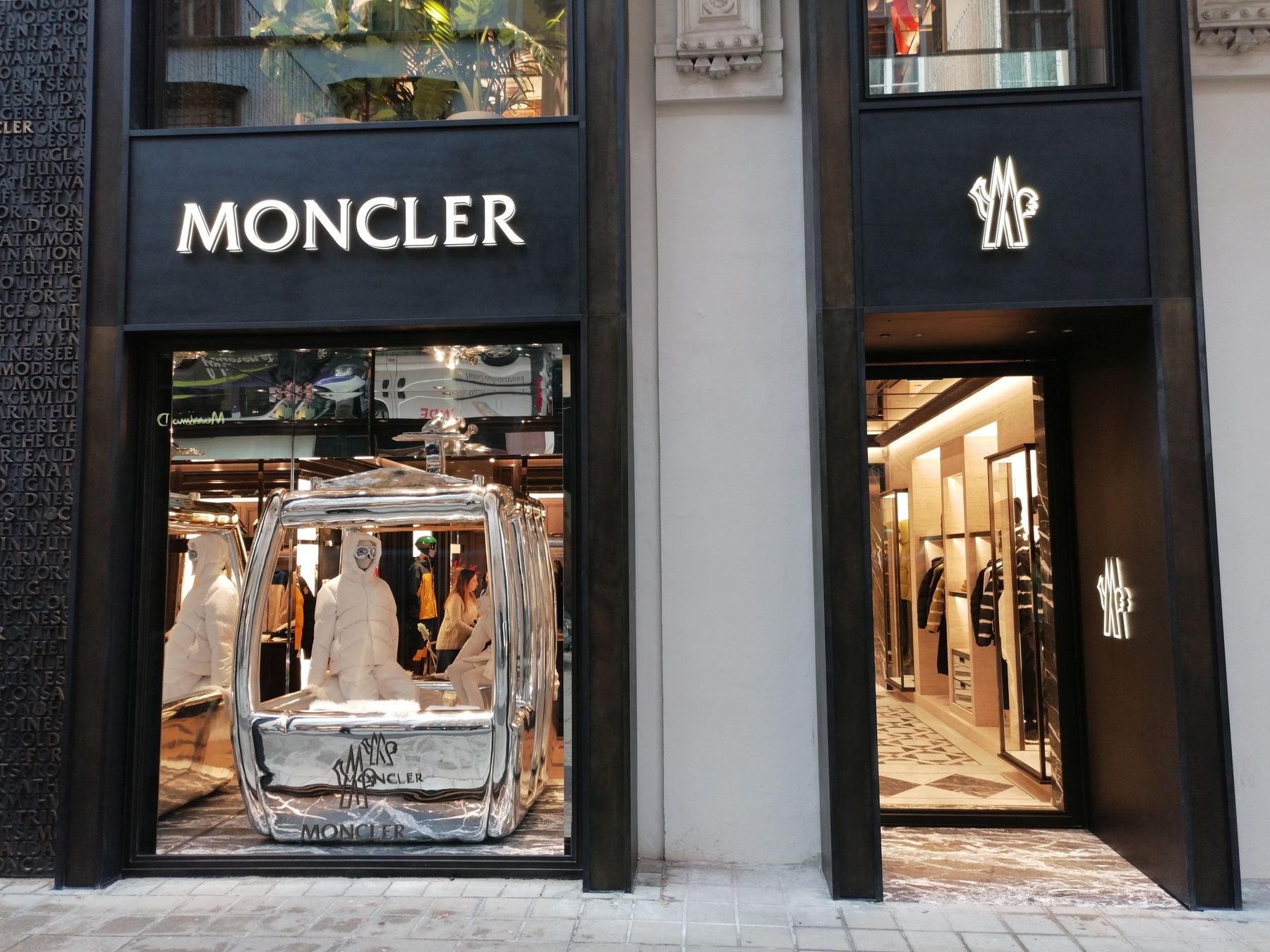 Moncler
